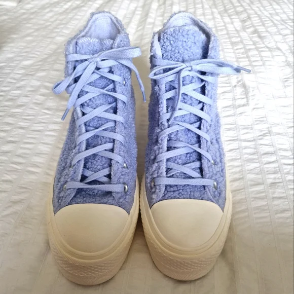 CONVERSE Chuck Taylor All Star Sherpa Platform Trainers Shoes Ghost BNIB UK 5 - Picture 4 of 8